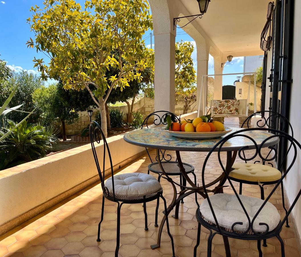 Villa Letizia Rooms & Apartments Noto Eksteriør bilde