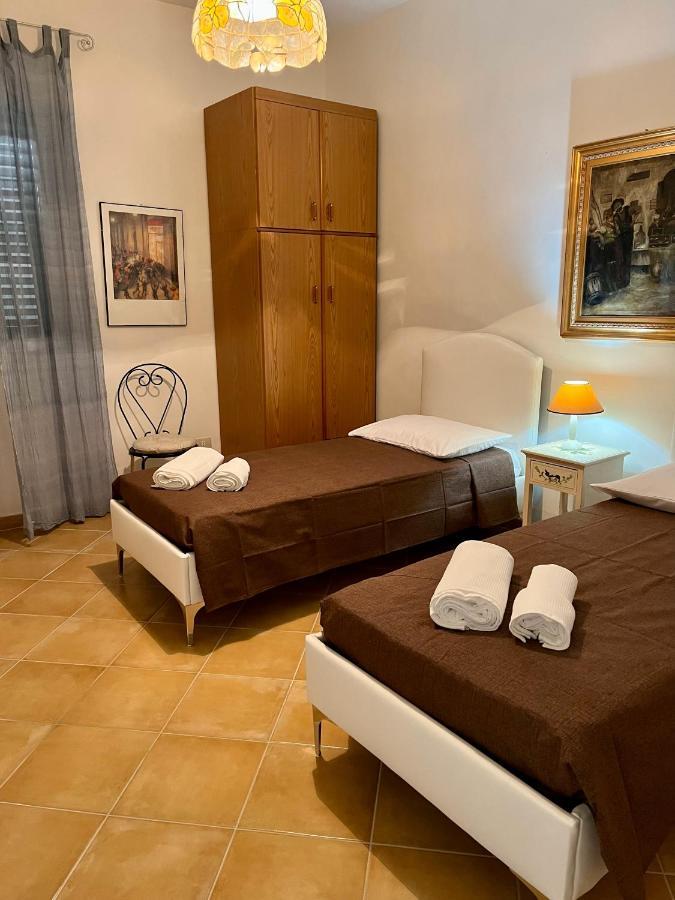 Villa Letizia Rooms & Apartments Noto Eksteriør bilde